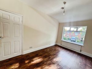 Bedroom- click for photo gallery